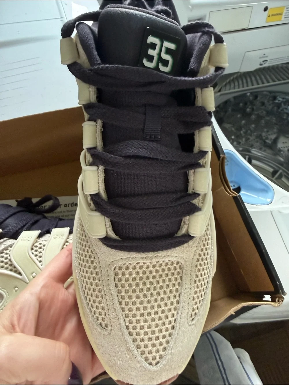 Nike KD18 Sanddrift Basketball Shoes - size 8.5